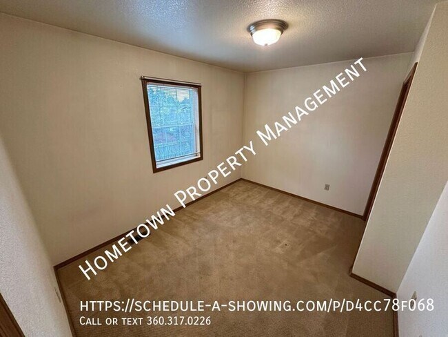 Building Photo - 3221 41st Way SE