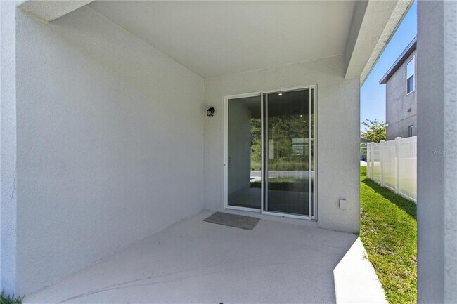 Building Photo - 11750 Sunsail Ave