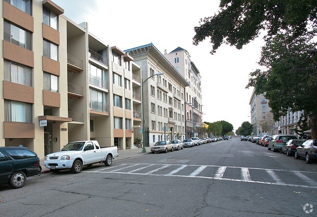 Building Photo - The Alician Apartments