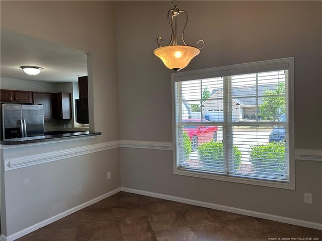 Building Photo - 240 Collinwood Dr