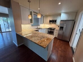 Building Photo - 2063 Village Ln