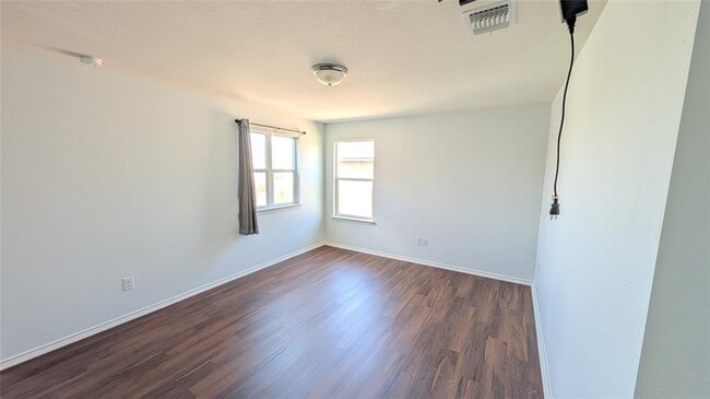 Building Photo - 13535 Abraham Lincoln St