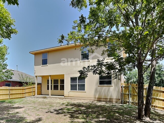 Building Photo - 149 Ashwood N