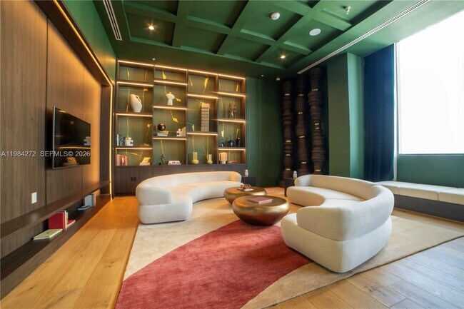 Building Photo - 11 NE 6th St