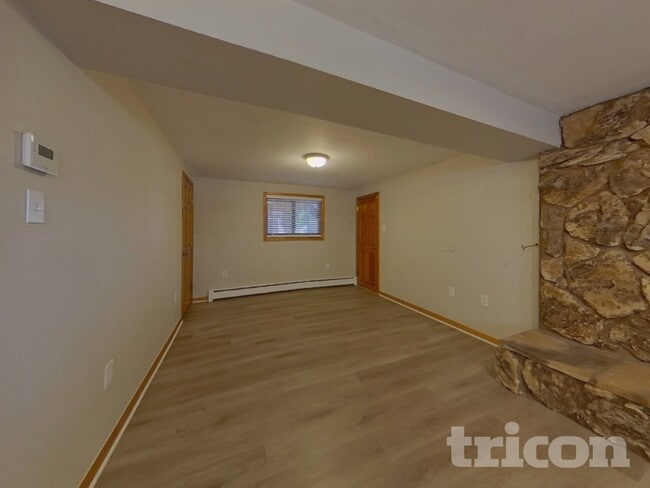 Building Photo - 4486 S Utica St