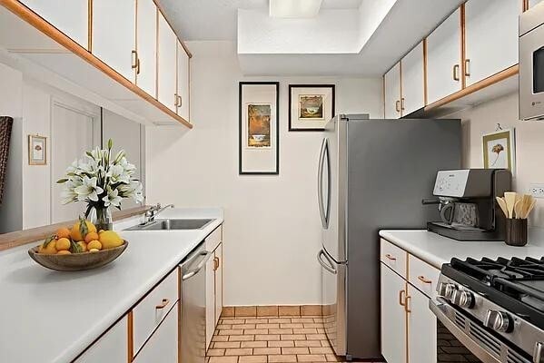 Building Photo - 377 Rector Pl