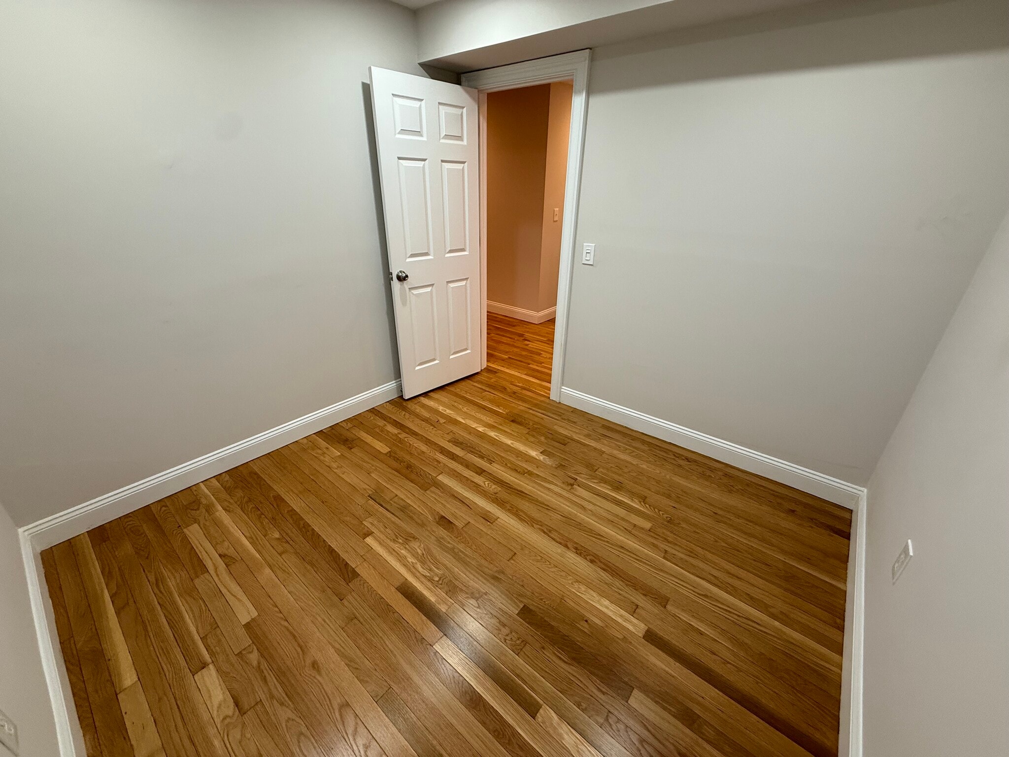 Building Photo - 135 Calumet St