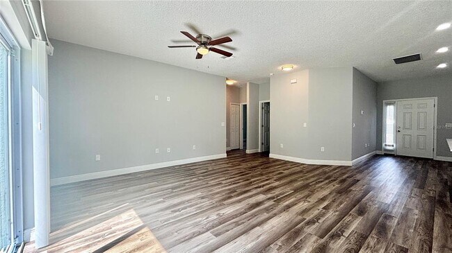 Building Photo - 13751 SW 43rd Cir