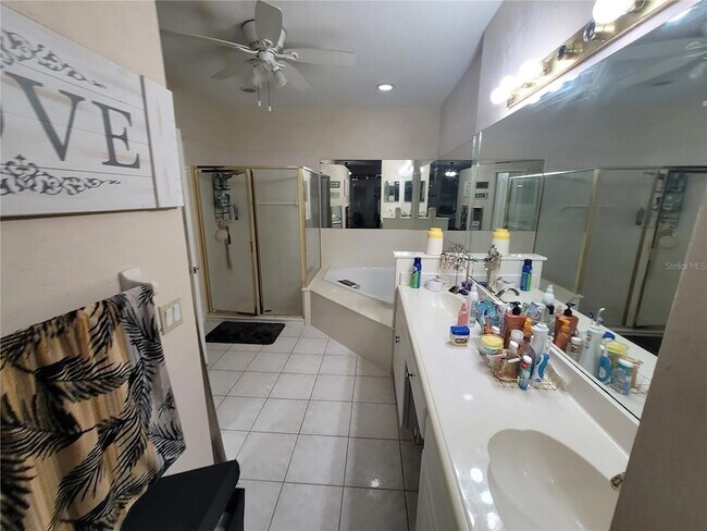 Building Photo - 1727 St Tropez Ct