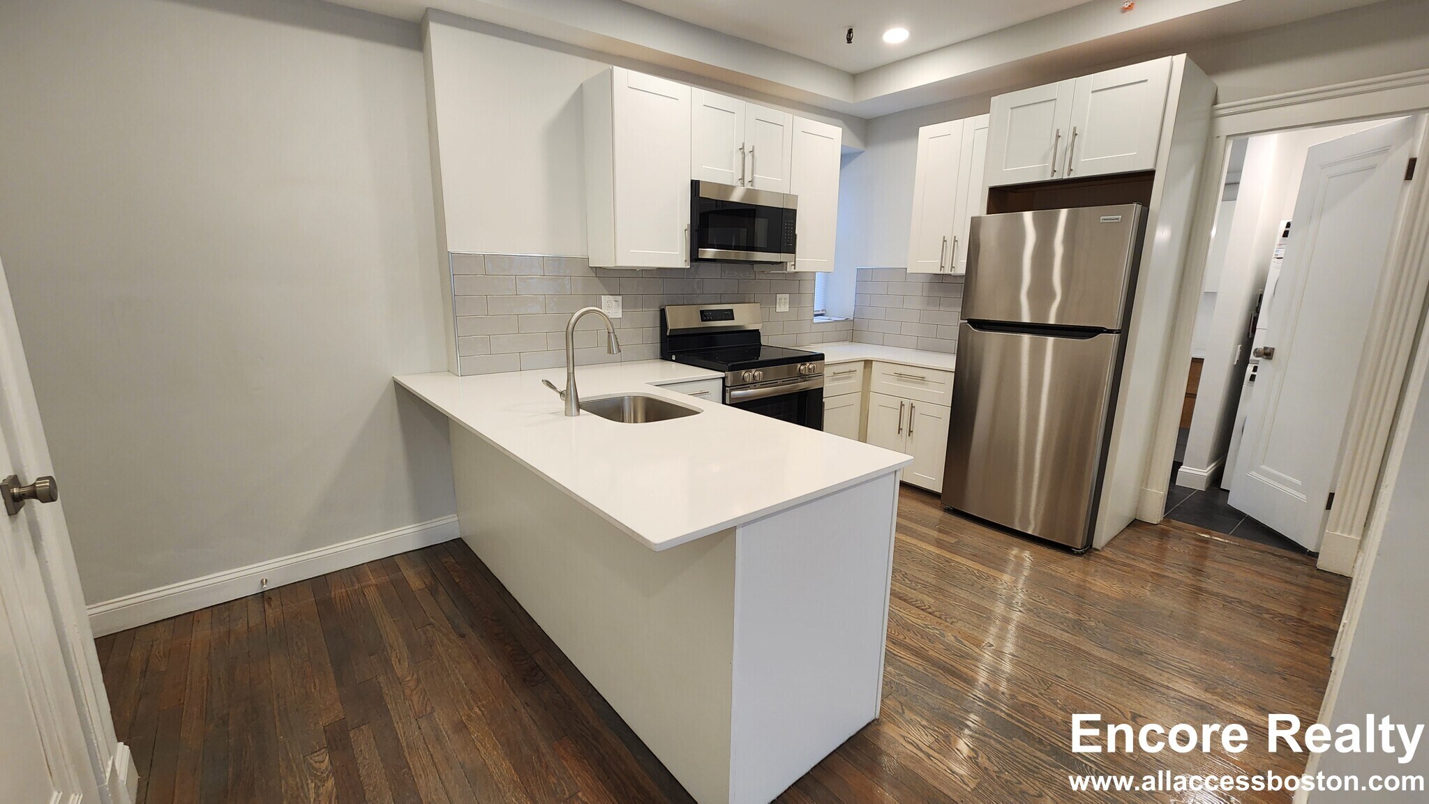 Building Photo - 11 Peterborough St