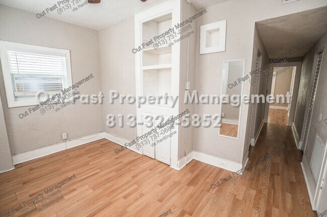 Building Photo - 549 2nd St N