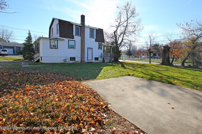 Building Photo - 88 Memorial Pkwy