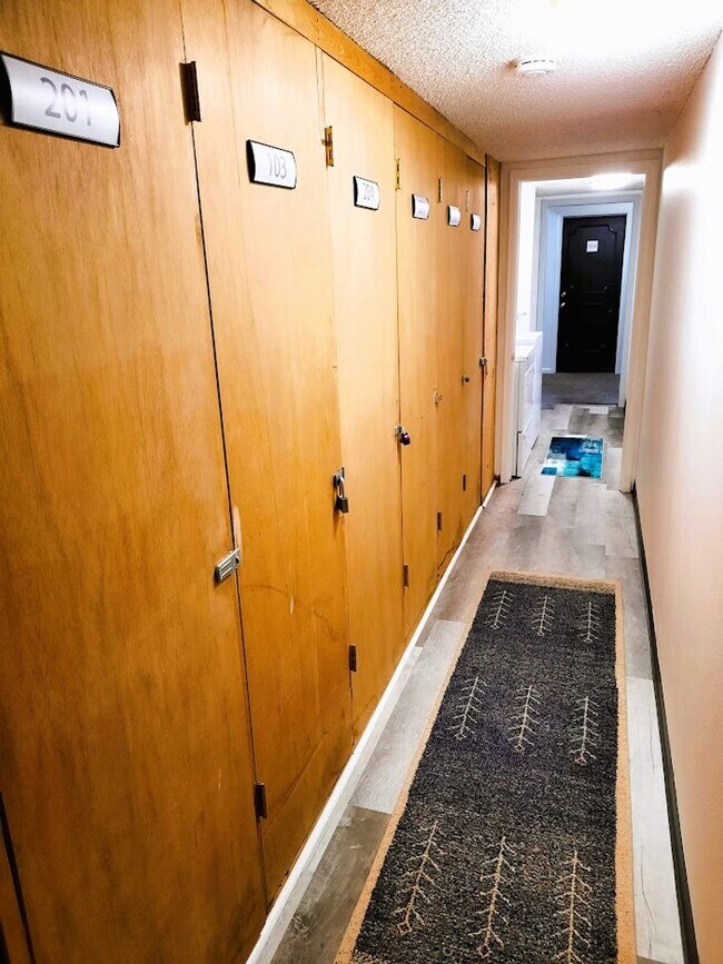 Building Photo - 12111 W Nevada Drive