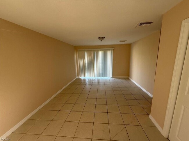 Building Photo - 3308 42nd St SW