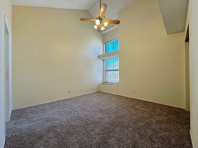 Building Photo - West El Paso 3bed/2Bath refrig A/C Home