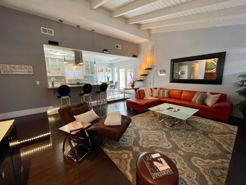 Building Photo - 5037 Terramar Way