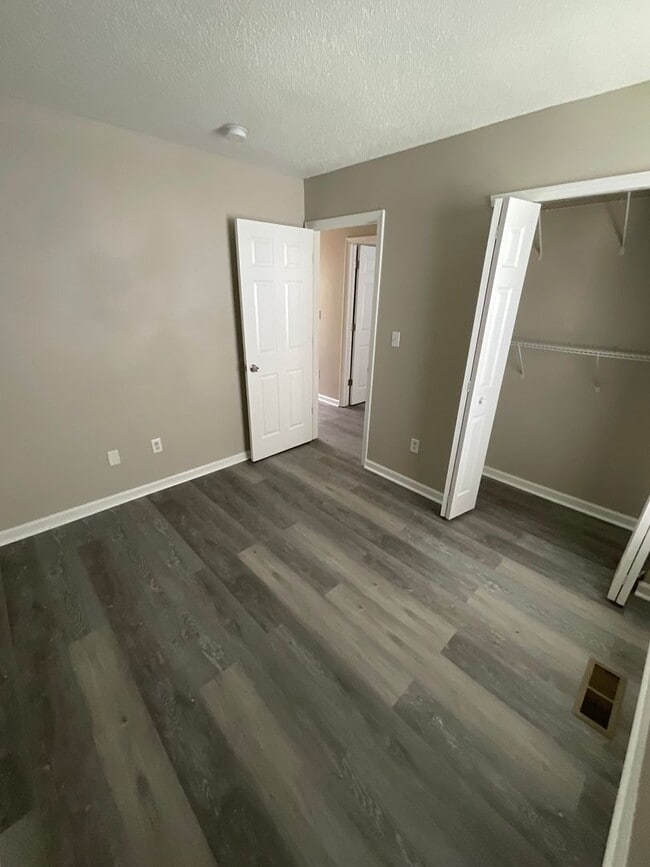 Building Photo - 4 Bed 2 Bath Home for Rent
