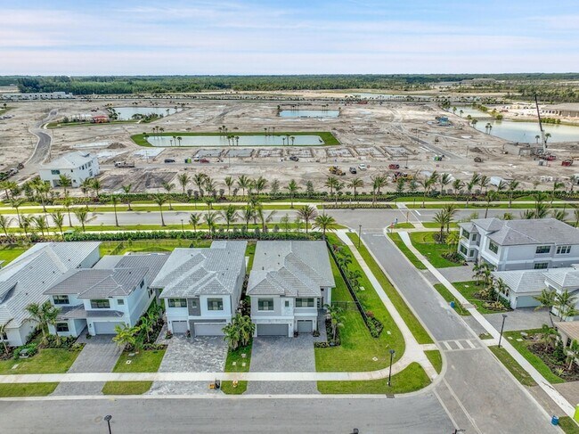 Building Photo - 13005 Feathering Wy