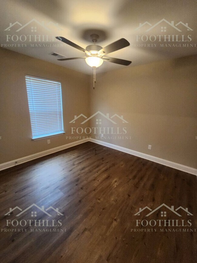 Building Photo - 113 Cypress Run