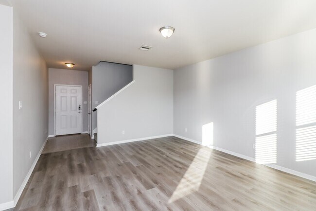 Building Photo - 3319 Allington Ct