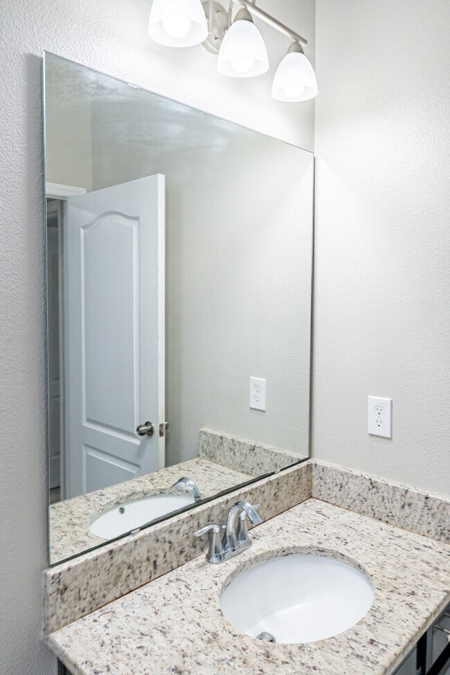 Building Photo - 11926 Sands Cv