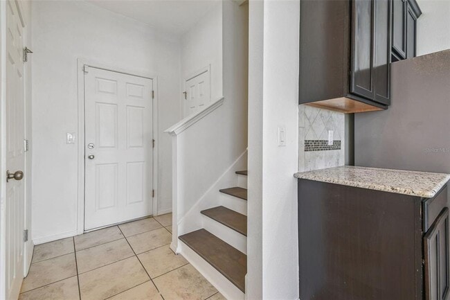 Building Photo - 4925 White Sanderling Ct