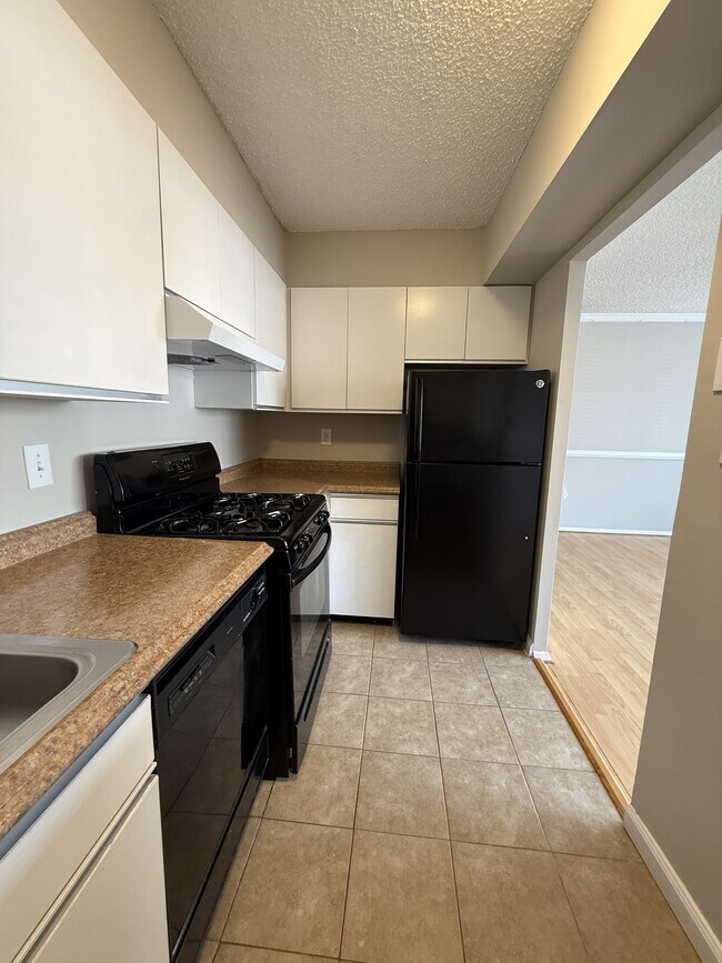 Building Photo - 1245 13th St NW