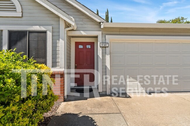 Building Photo - 8501 Yellowtail Way