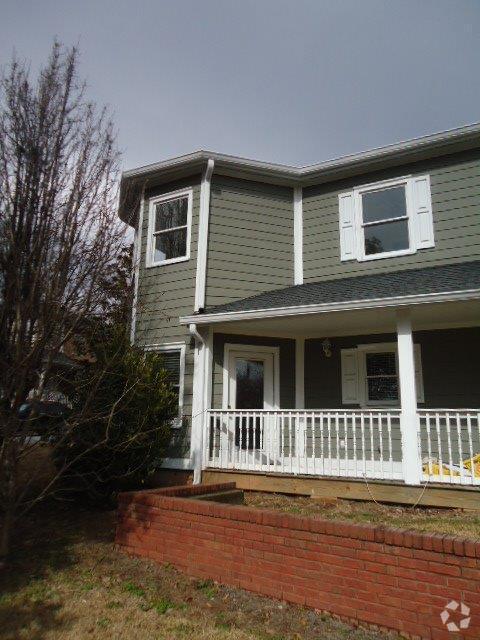 Building Photo - 5261 Savannah Ter