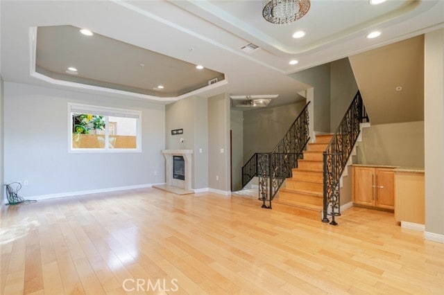 Building Photo - 711 E Angeleno Ave