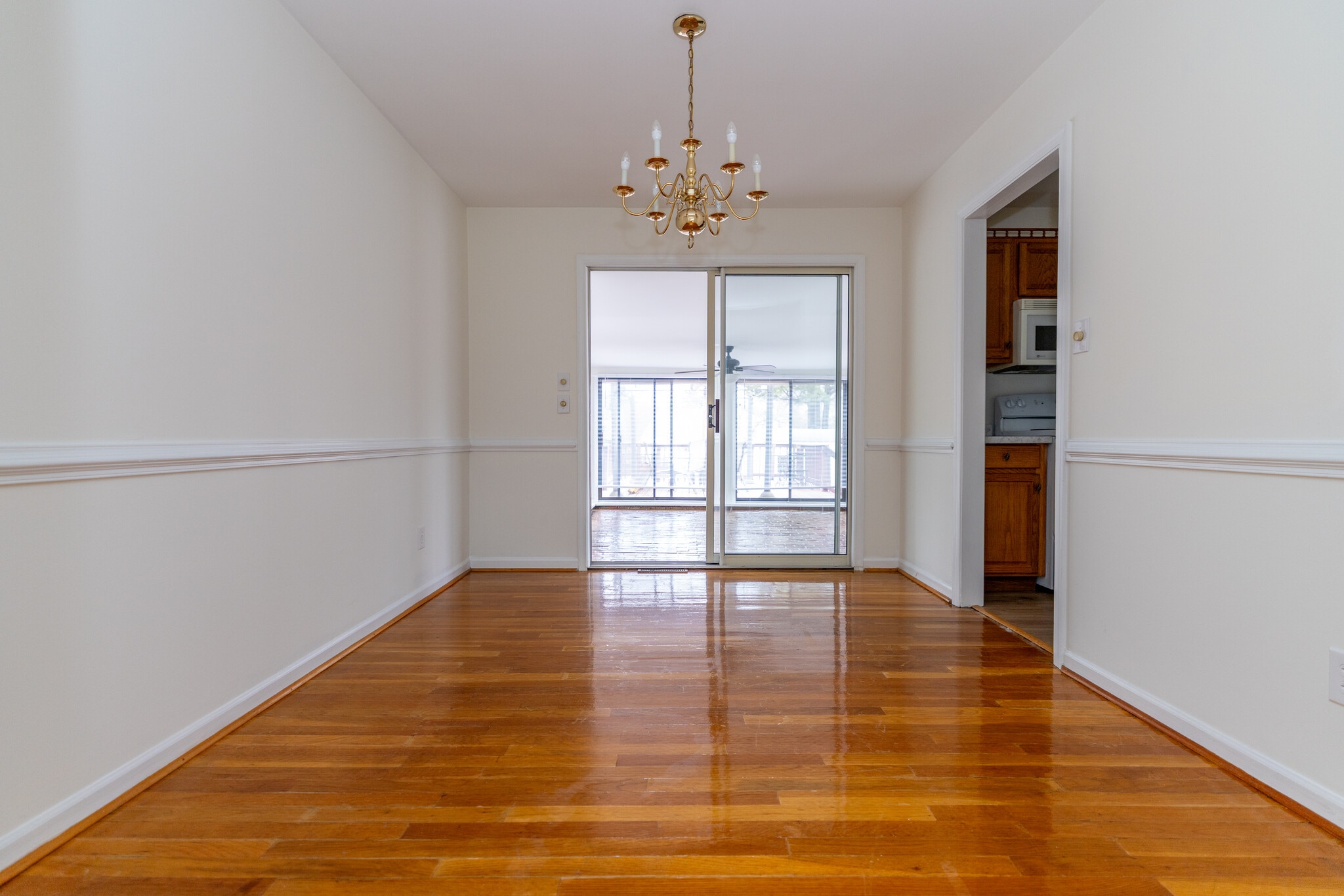 Building Photo - 9022 Joi Dr