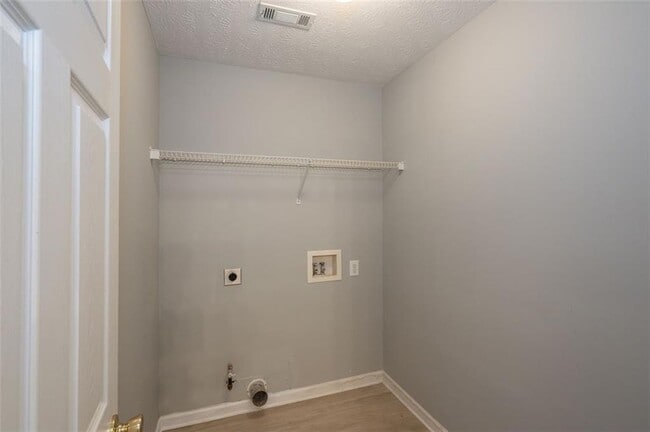 Building Photo - 7040 Magnolia Park Ln NW