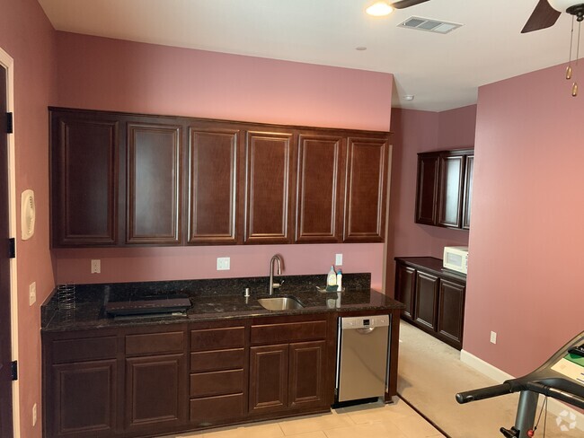 Building Photo - 2270 Valentano Dr