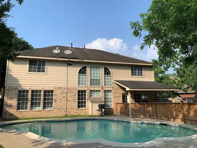 Building Photo - 20703 Riviere Ln