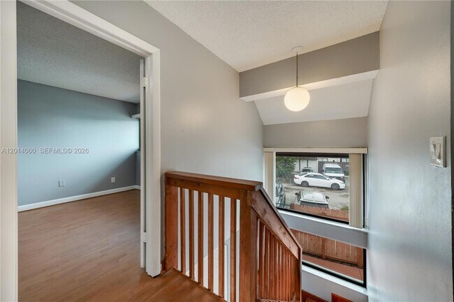 Building Photo - 6929 SW 110th Ave