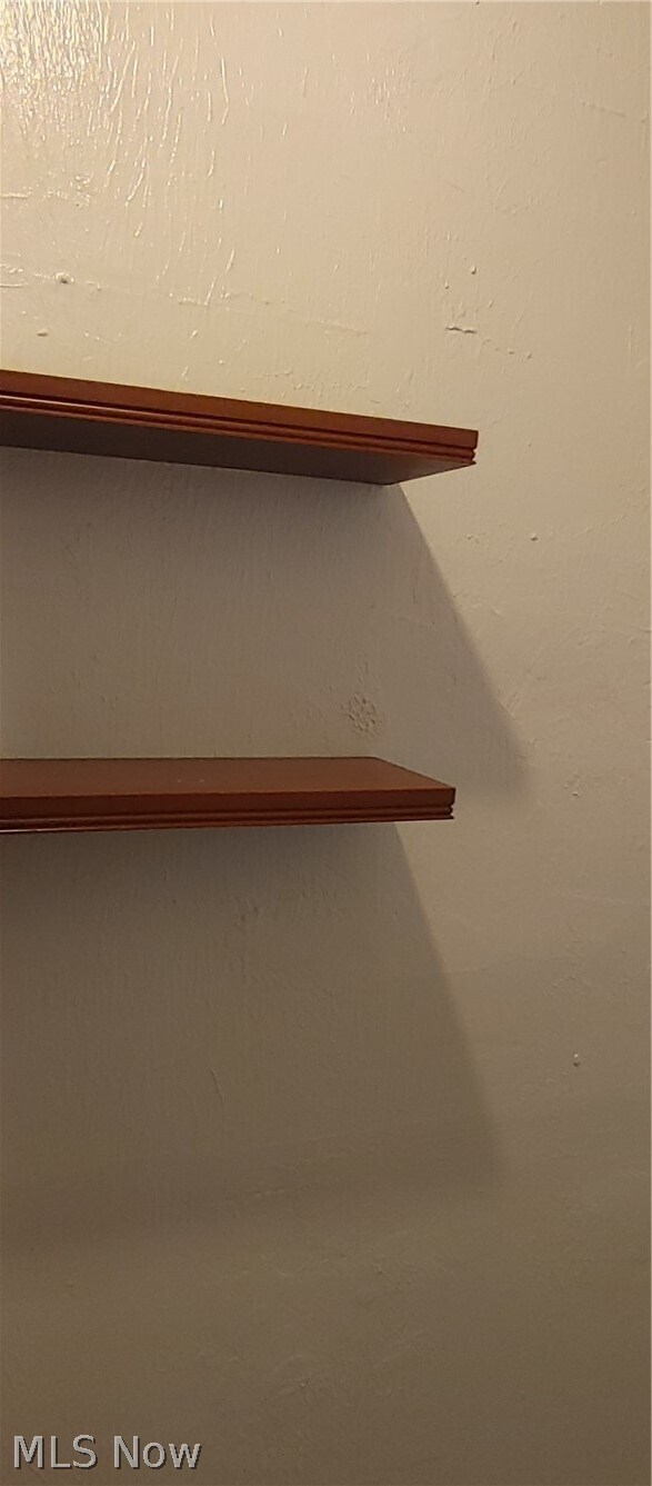 Building Photo - 956 Grant Ave