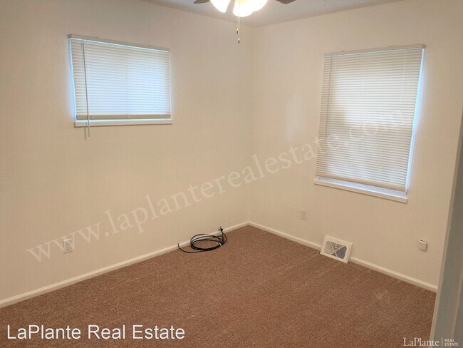 Building Photo - 2 br, 1 bath House - 2538 Oakwood Avenue