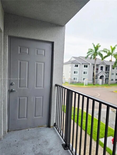 Building Photo - 15410 SW 284th St