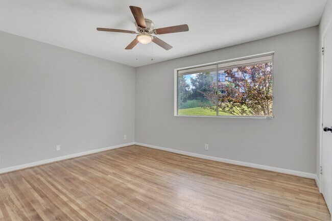 Building Photo - 622 Ermac Dr