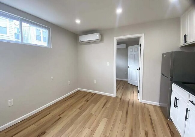 Building Photo - 243 E Fayette St