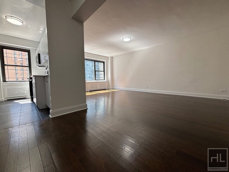 Building Photo - EAST 57 STREET