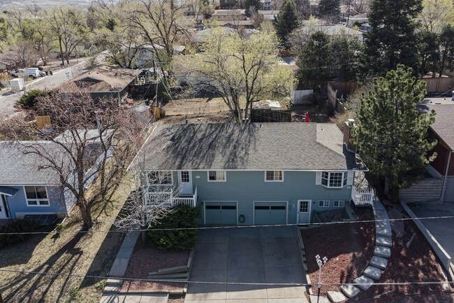 Building Photo - 2011 Woodburn St