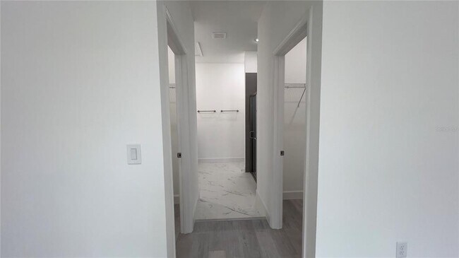 Building Photo - 16471 SW 27th Ave