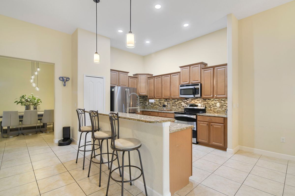 Building Photo - 5808 Tarleton Way