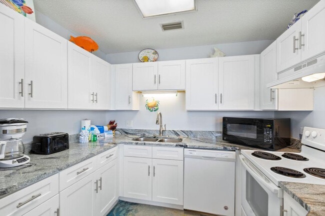 Building Photo - 24230 Perdido Beach Blvd