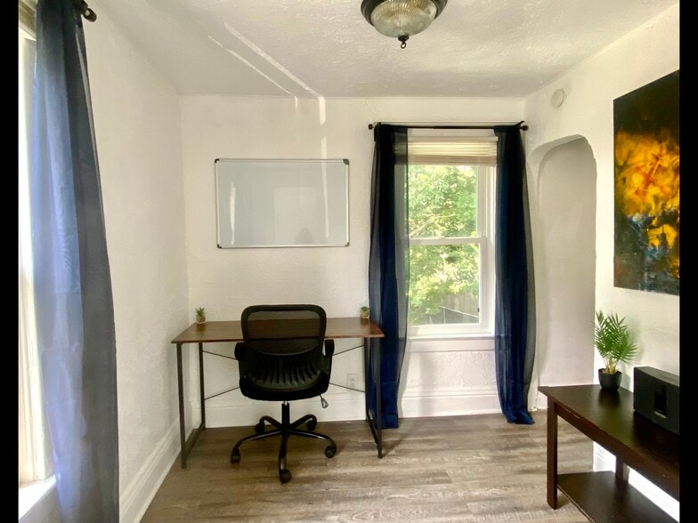 Office - 120 Lathrop St