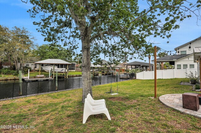 Building Photo - 4434 Coquina Dr