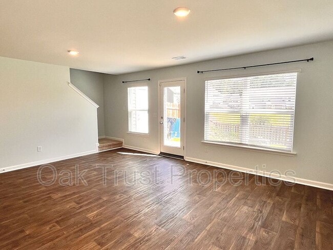 Building Photo - 129 Spencer Cir