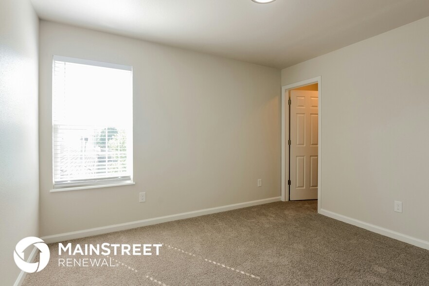 Building Photo - 6412 Pemboke Ct
