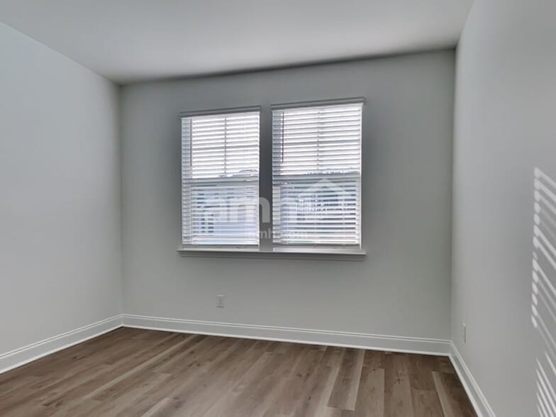 Building Photo - 147 Bee Tree Blvd